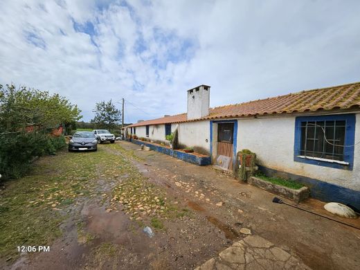 Land in Sines, Distrito de Setúbal