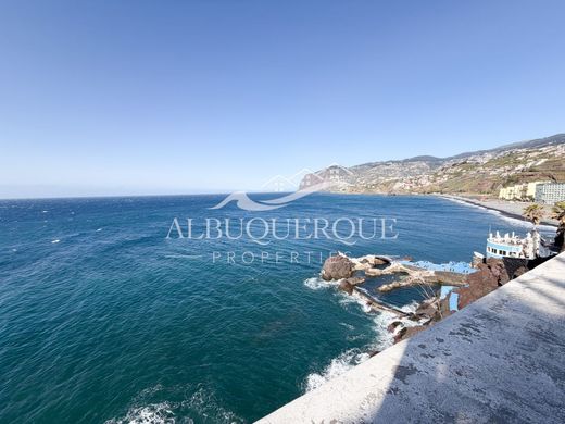 Appartamento a Funchal, Madeira