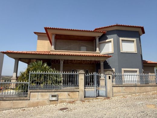 Luxury home in Mirandela, Bragança