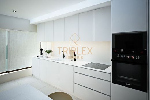 Apartment / Etagenwohnung in Maia, Distrito do Porto