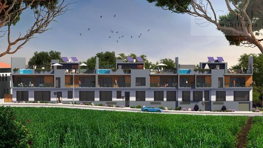 Apartment / Etagenwohnung in Faro, Distrito de Faro