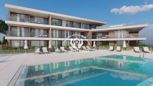 Apartment / Etagenwohnung in Funchal, Madeira