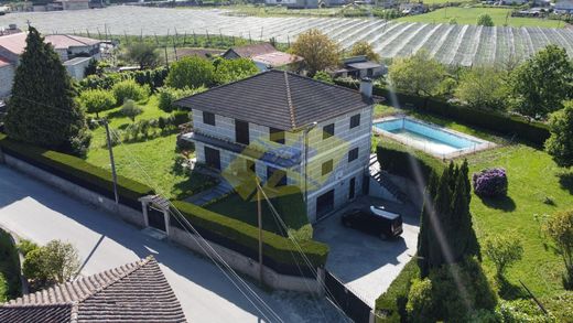 Luxe woning in Felgueiras, Distrito do Porto