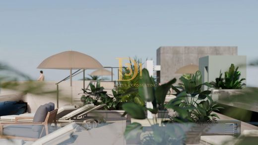 Apartment / Etagenwohnung in Funchal, Madeira