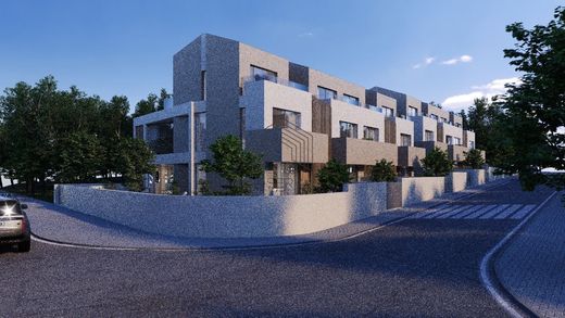 ヴィラ・ノヴァ・デ・ガイア
, Vila Nova de Gaiaの高級住宅