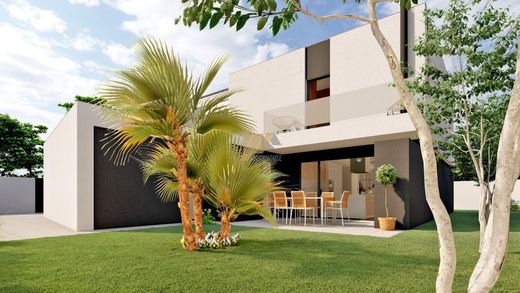 Элитный дом, Santa Maria da Feira, Distrito de Aveiro