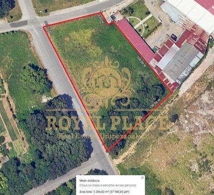 Terrain à Santa Maria da Feira, Distrito de Aveiro