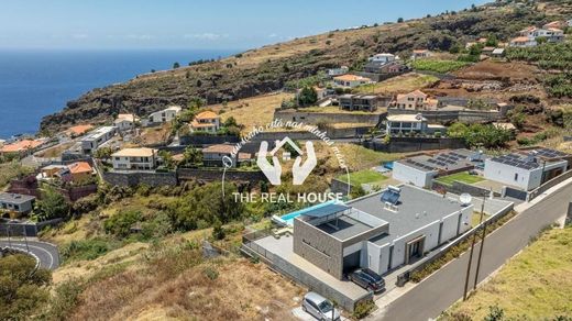 Luxe woning in Calheta, Madeira