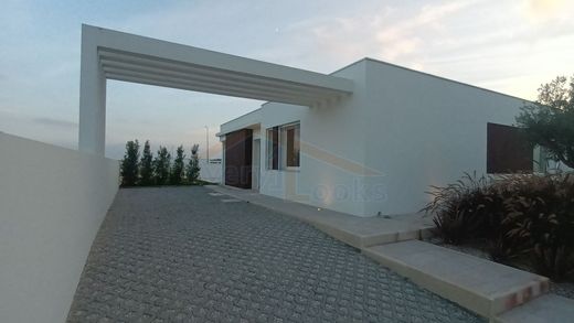 Lourinhã, Distrito de Lisboaの高級住宅