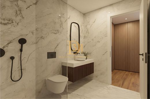 Apartment / Etagenwohnung in Funchal, Madeira