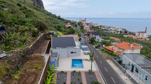 Casa di lusso a Calheta, Madeira