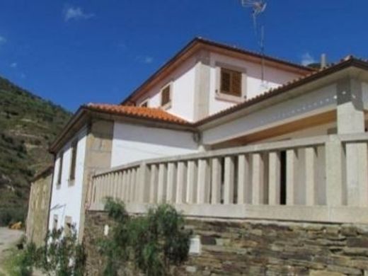 Усадьба / Сельский дом, Torre de Moncorvo, Distrito de Bragança