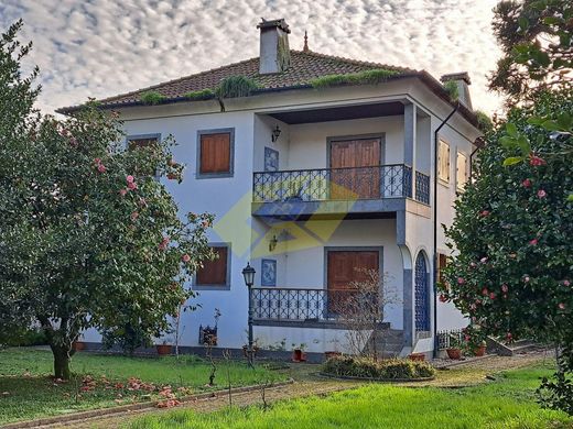 Luxus-Haus in Felgueiras, Distrito do Porto