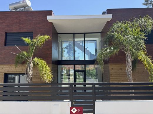 Luksusowy dom w Almada, Distrito de Setúbal