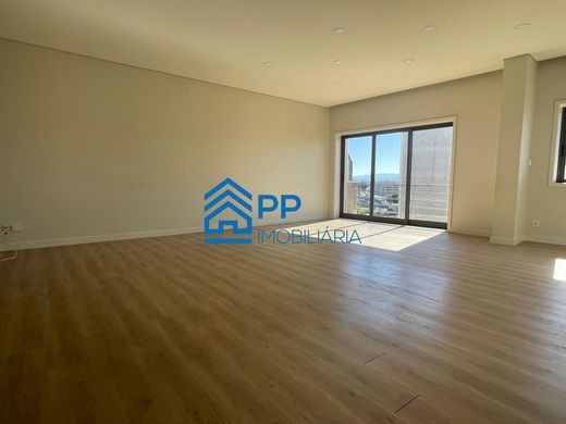 Apartment / Etagenwohnung in Vila Nova de Gaia, Distrito do Porto