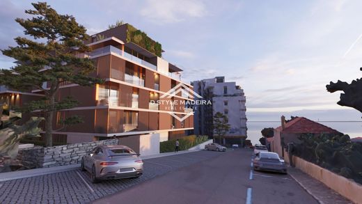 Apartment / Etagenwohnung in Funchal, Madeira
