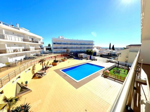Apartment in Albufeira e Olhos de Água, Albufeira Municipality