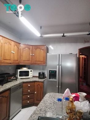 Lüks ev Maia, Distrito do Porto