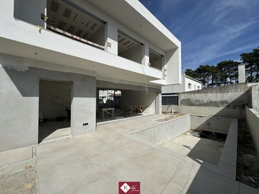 Luxury home in Almada, Distrito de Setúbal