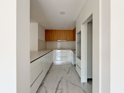 Apartment / Etagenwohnung in Braga, Distrito de Braga