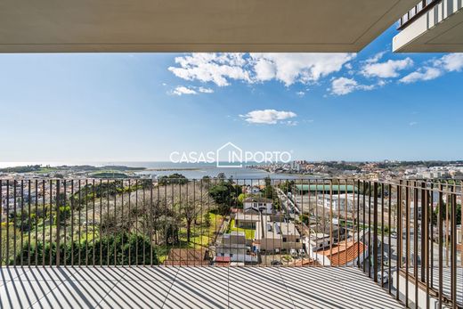 Apartment / Etagenwohnung in Vila Nova de Gaia, Distrito do Porto