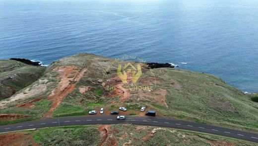 Terrain à Machico, Madère