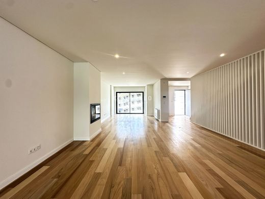 Luxury home in Maia, Distrito do Porto