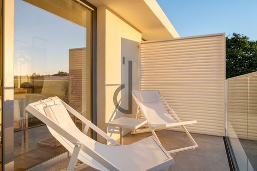 Casa di lusso a Vila Nova de Gaia, Oporto