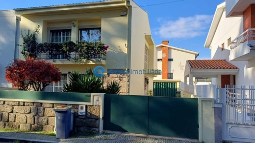 Luxury home in Maia, Distrito do Porto
