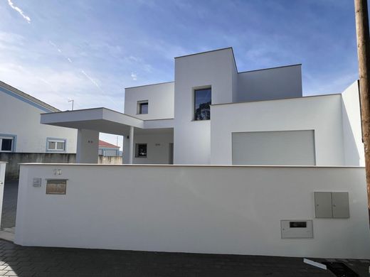 Элитный дом, Alcobaça, Distrito de Leiria