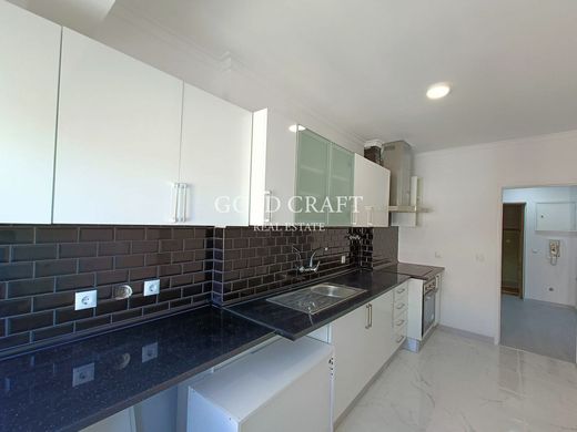 ﺷﻘﺔ ﻓﻲ Oeiras, Distrito de Lisboa