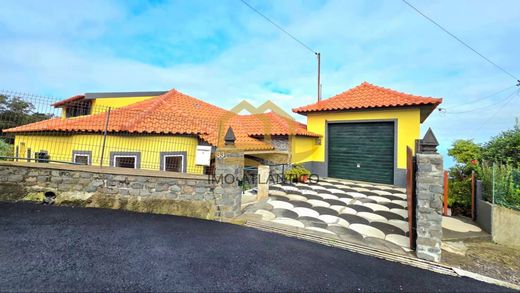 Luxe woning in Porto Moniz, Madeira