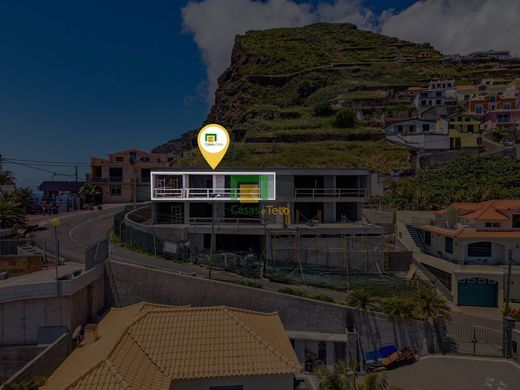 Appartamento a Câmara de Lobos, Madeira