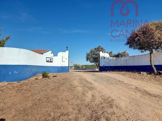 Casa rural / Casa de pueblo en Estremoz, Évora