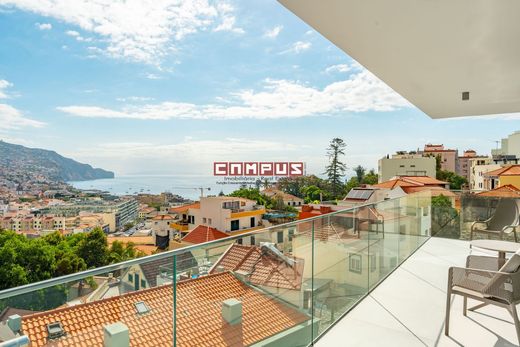 Piso / Apartamento en Funchal, Madeira