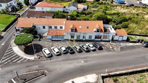 São Roque do Pico, Azoresの高級住宅