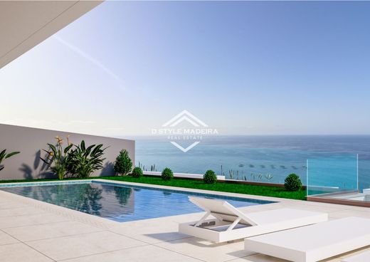 Luxury home in Calheta, Madeira