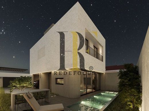 منزل ﻓﻲ فيلا نوا دغايا
, Vila Nova de Gaia