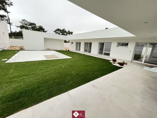 Luxury home in Almada, Distrito de Setúbal