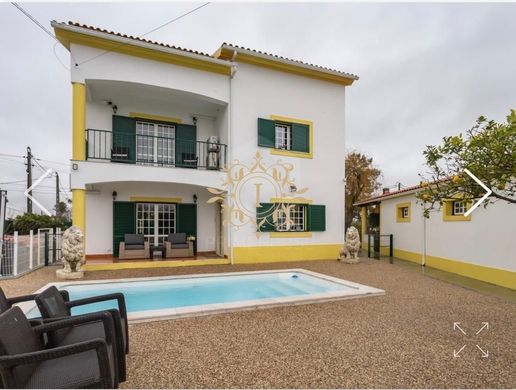 Luxury home in Palmela, Distrito de Setúbal