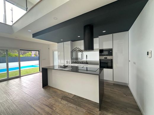 Luxury home in Sesimbra, Distrito de Setúbal
