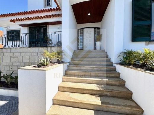 Luxury home in Santa Maria da Feira, Aveiro