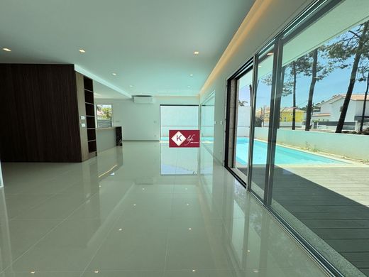 豪宅  Almada, Distrito de Setúbal