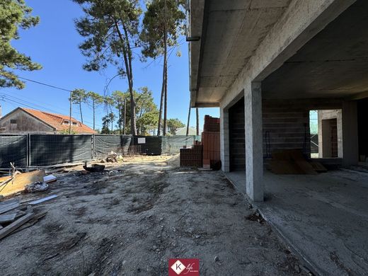 Casa de lujo en Almada, Setúbal