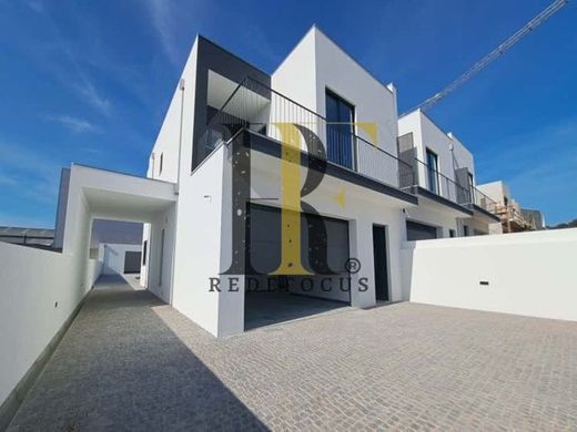 Santa Maria da Feira, Distrito de Aveiroの高級住宅