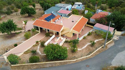 Casa di lusso a Faro, Distrito de Faro