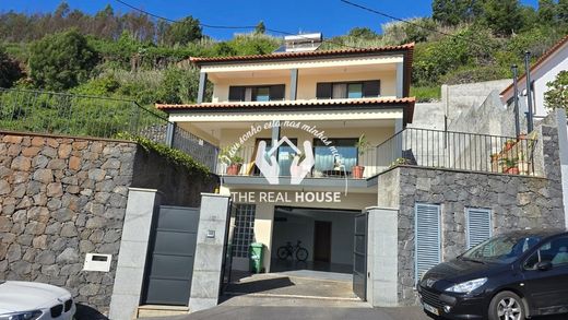 Luxus-Haus in Funchal, Madeira