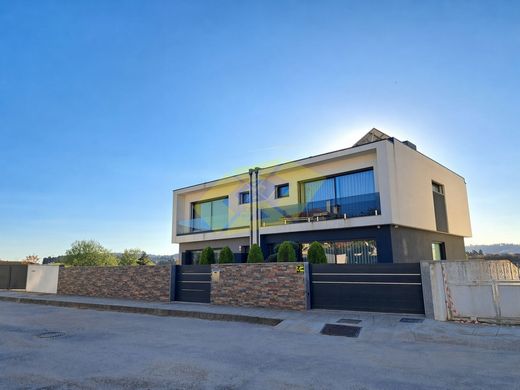 Luxury home in Felgueiras, Distrito do Porto