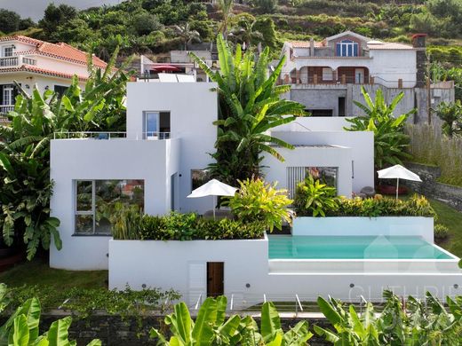 Luxury home in Ponta do Sol, Madeira