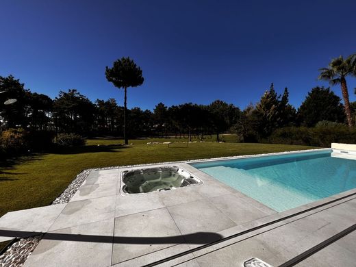 Luxury home in Almada, Distrito de Setúbal